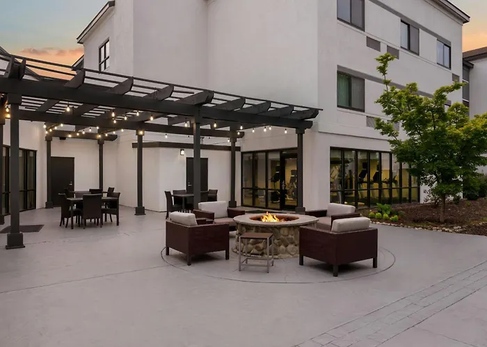 Hotel Courtyard Charlotte Airport North