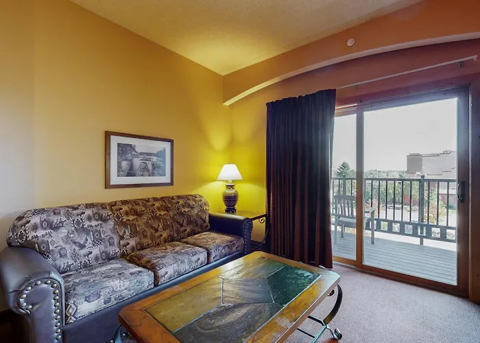 Chula Vista Resort Condo # 2520 Wisconsin Dells