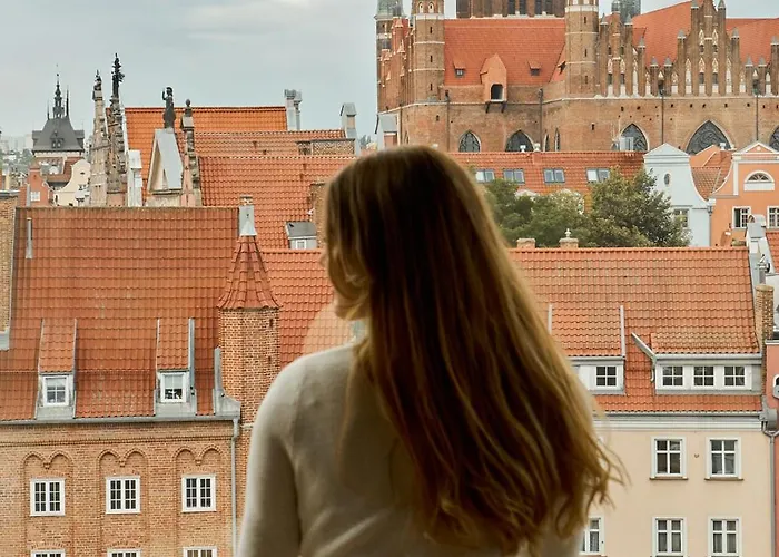 Deo Plaza Suites & Riverside By Downtown Apartments Gdańsk