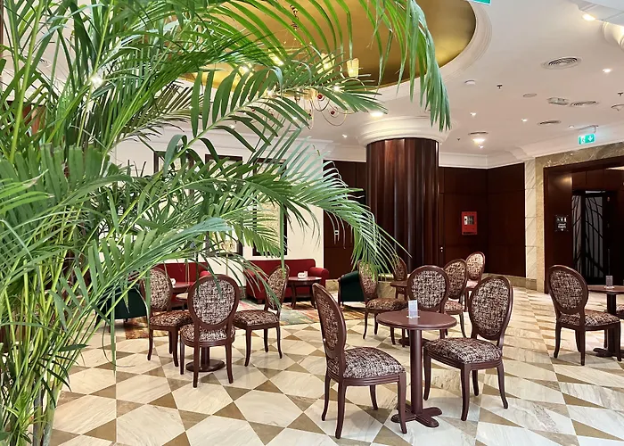 City Seasons Suites Dubaj