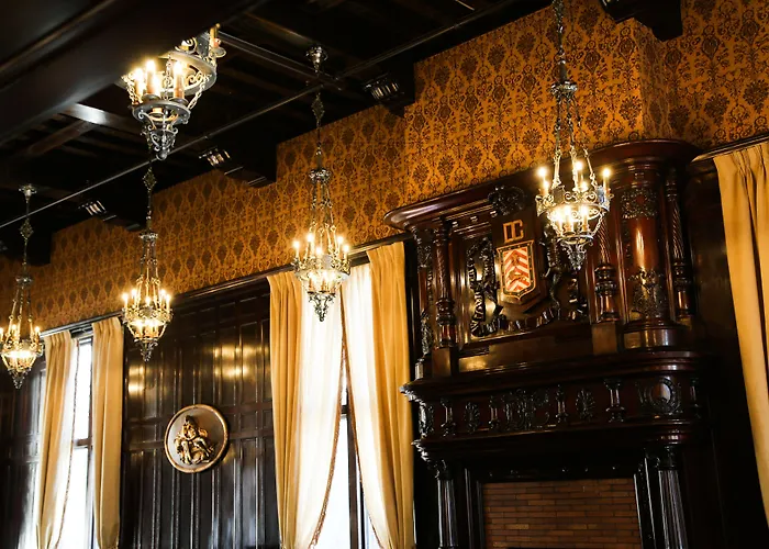 Hotel The Detroit Club
