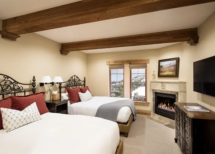 Hotel 2 Queen Park City