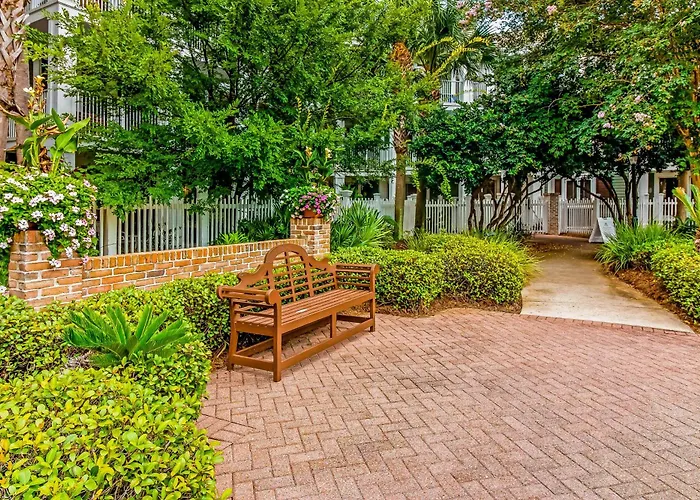 Hotel Baytowne Wharf - Pilot House #323 Destin