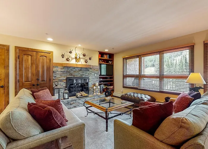 Lion Square Lodge South 550 Vail