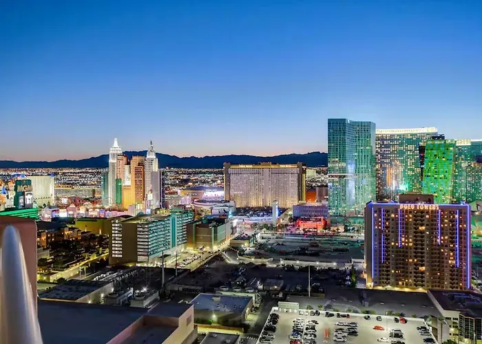 30Th Floor Strip Views Mgm Signature Las Vegas