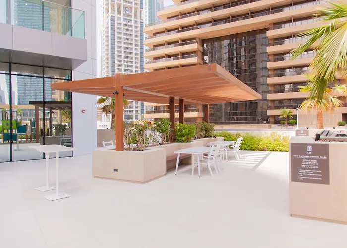 Royal Suites Liv Marina Views Dubaj