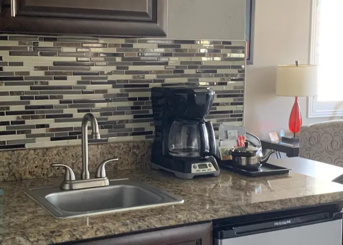 Great Location Studio Pool/Lake View Orlando I-Drive
