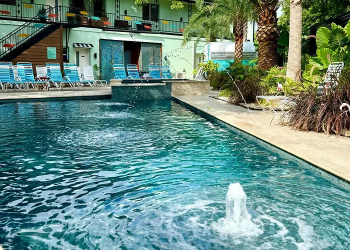 Bed and Breakfast The Railyard Nola - Adult Only, Clothing Optional Pool Nowy Orlean