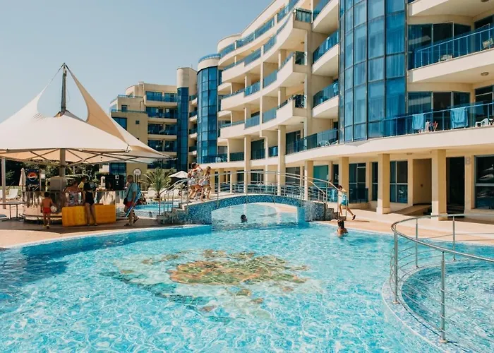 Private 2-Bedroom Apartment "Soleos" With Pool And Free Parking In Marina Holiday Club Gmina Pomorie