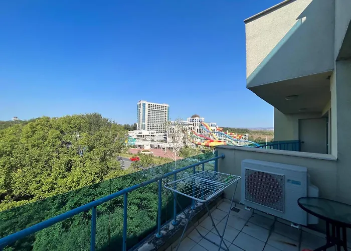 Private 2-Bedroom Apartment "Soleos" With Pool And Free Parking In Marina Holiday Club Gmina Pomorie