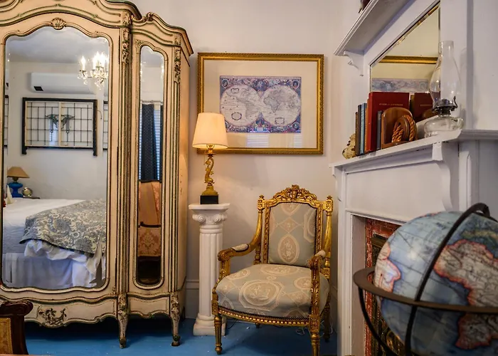 The Gaslamp Bed And Breakfast Provincetown