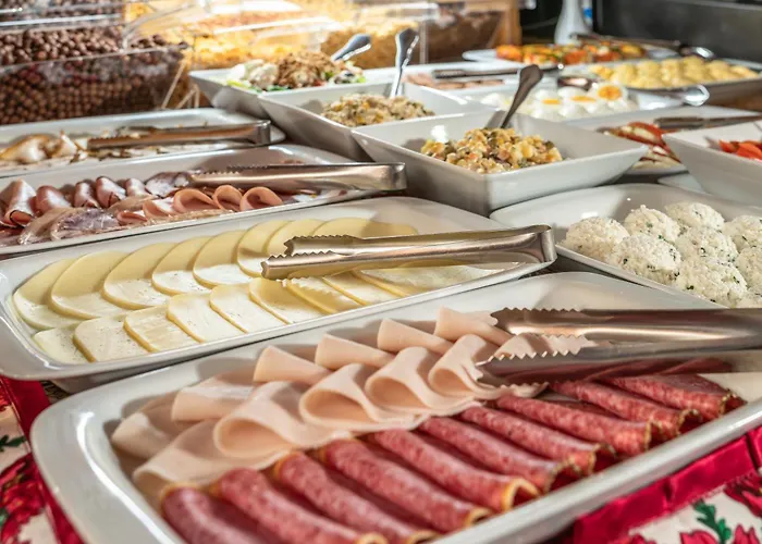 Pensjonat Zbójecki Dwór Wellness&SPA, Jacuzzi ogrodowe, strefa do grillowania, plac zabaw dla dzieci, blisko basenów termalnych Bukowina Tatrzańska