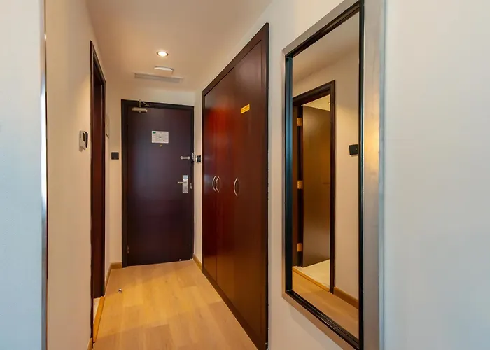 Grand Continent Hotel, Dubaj