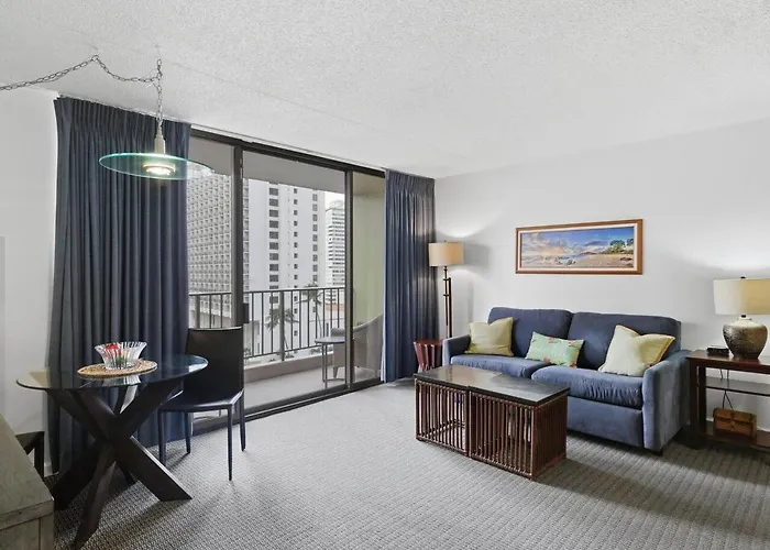 Spacious Apartment With Majestic Diamond Head View Honolulu