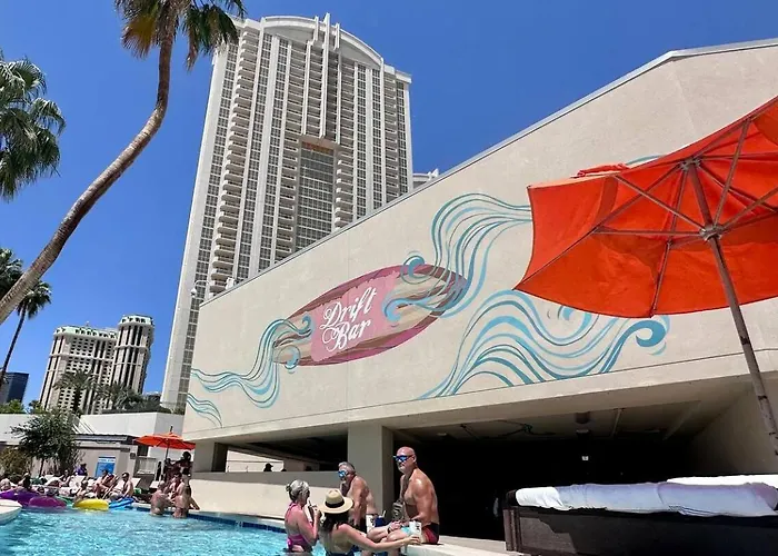 Great Deal For 6 - The Signature At Mgm Grand Las Vegas