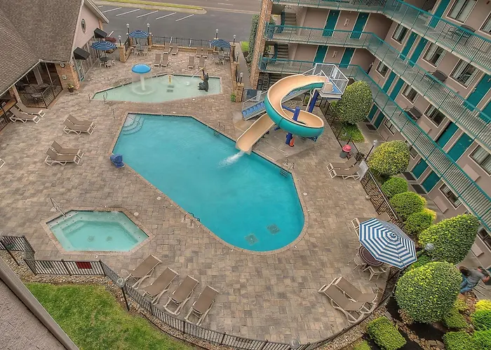 Accommodations By Willow Brook Lodge Pigeon Forge