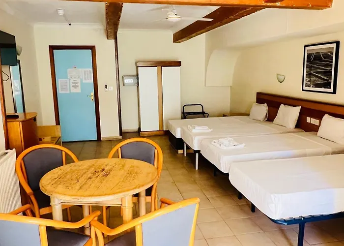 Quadruple Room 3629 St Paul's Bay