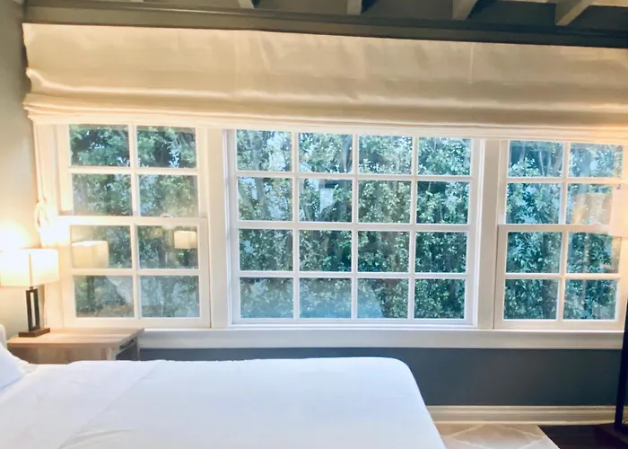 Delux Private Rooms At The Villa With Heated Pool Los Angeles