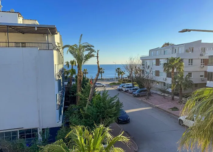 Premier Inn City Antalya