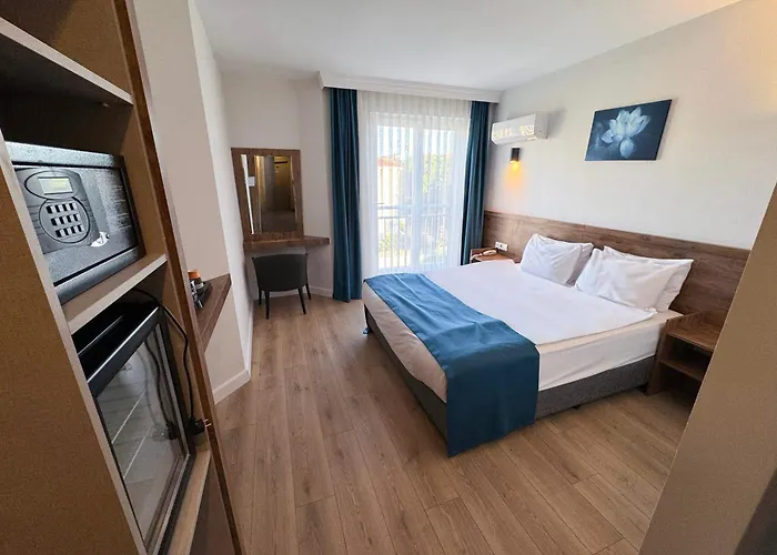 Premier Inn City Antalya