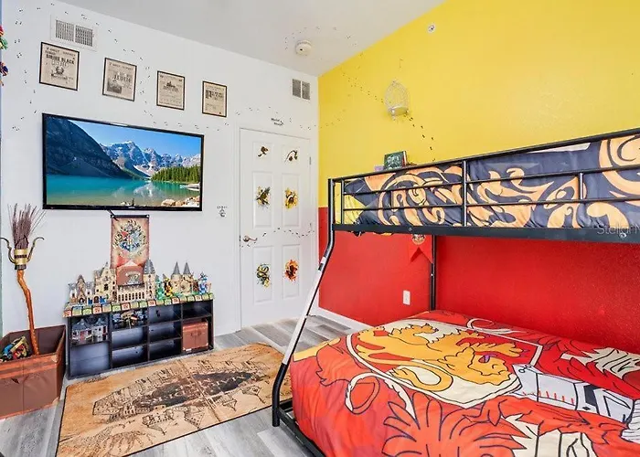 3 Bedroom Poolview Condo - Sleeps 10 - Harry Potter Themed Bedroom - 17 Min To Universal Orlando