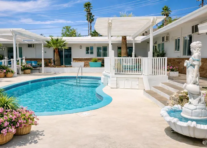 Spring House Resort Desert Hot Springs