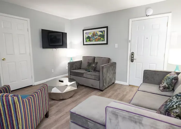 Aparthotel Frenchmen St 2Br Hideaway W Pool & Hot Tub Nowy Orlean