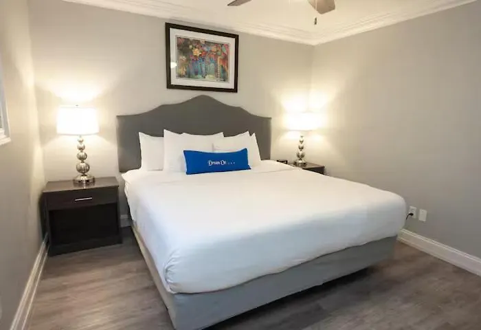 Aparthotel Frenchmen 1Br Retreat W Pool & Hot Tub Access Nowy Orlean