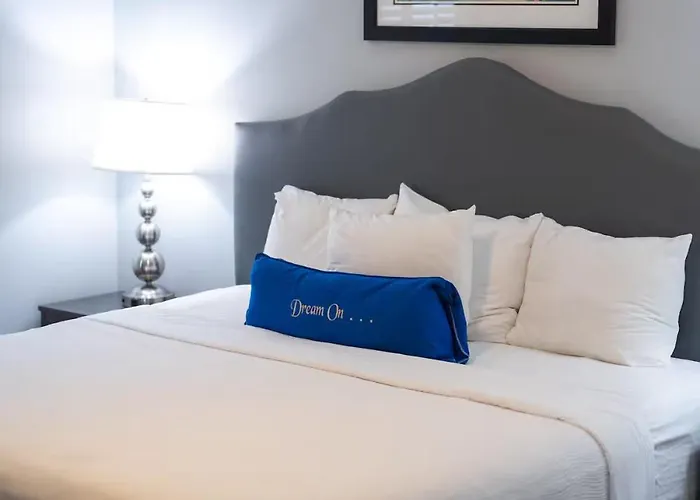 Aparthotel Frenchmen 2Br W Pool, Hot Tub & Free Parking Nowy Orlean