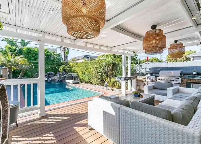 Casa Blanca - Modern, Chic, Peaceful And Private, Guest House - Pool, Sauna, Free Parking Los Angeles