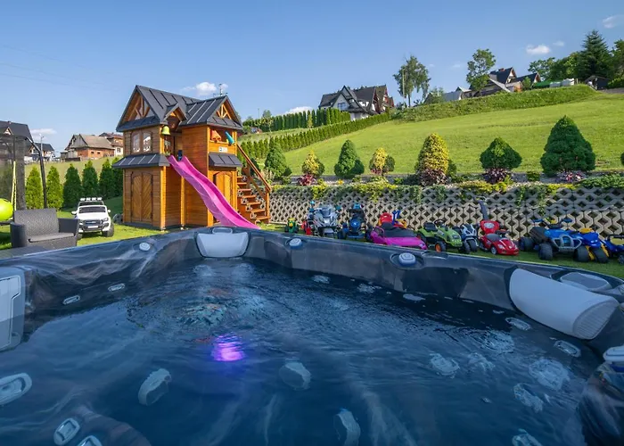 Pensjonat Zbójecki Dwór Wellness&SPA, Jacuzzi ogrodowe, strefa do grillowania, plac zabaw dla dzieci, blisko basenów termalnych Bukowina Tatrzańska