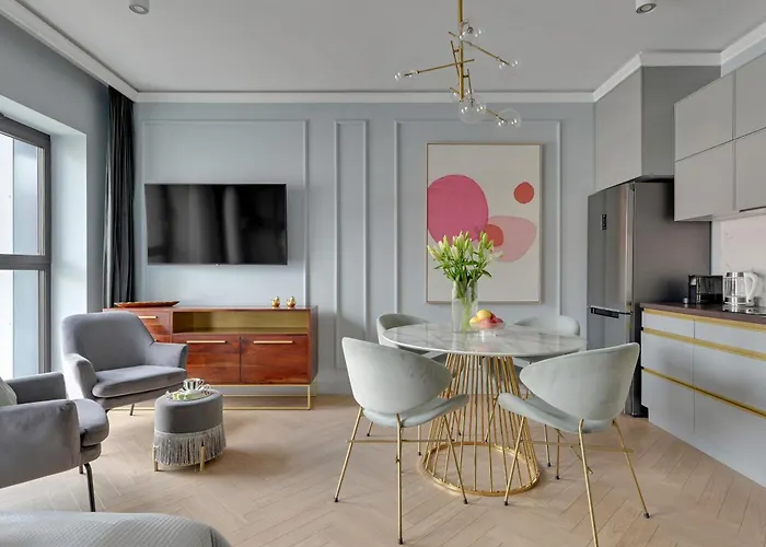 Deo Plaza Suites & Riverside By Downtown Apartments Gdańsk