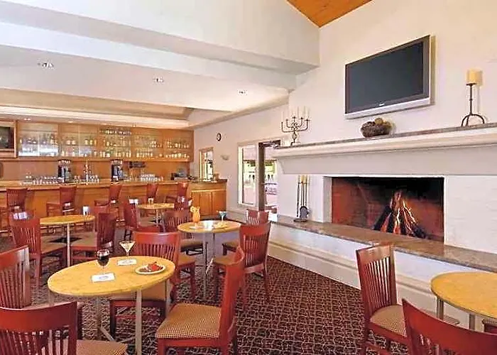 Embassy Suites Phoenix North