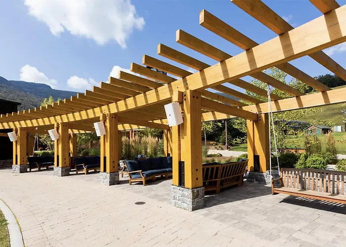 347 Lodge At Spruce Peak Ski In Ski In Ski Out King Studio By Stowe Mountain Rentals