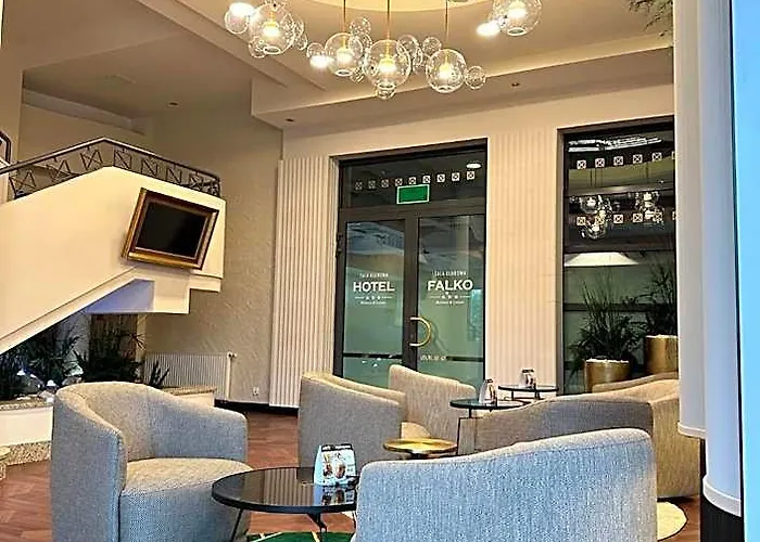 Hotel Falko Rumia