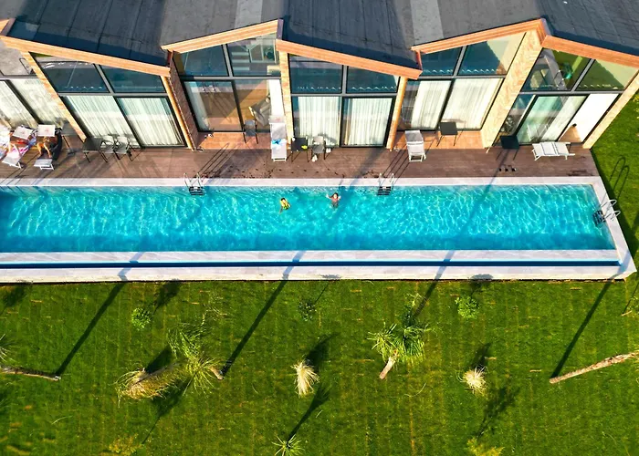Hotel Bujtina Ajazi Golem 