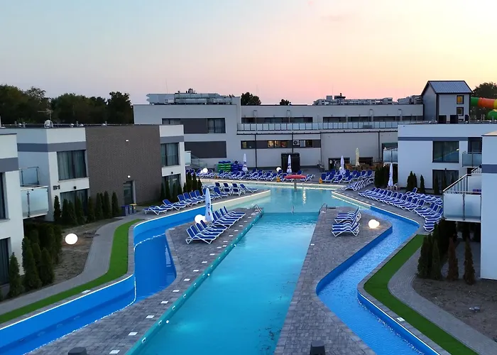 Hotel i Apartamenty Gorzelanny Dźwirzyno