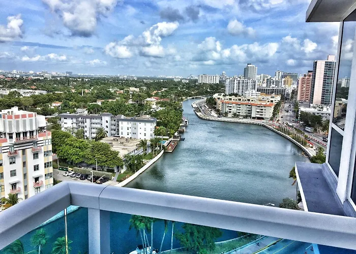 Amazing View 1 Hotel Corner Unit 2Br 2Ba W Balcony Miami Beach
