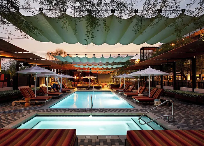 Hotel Rise Uptown Phoenix