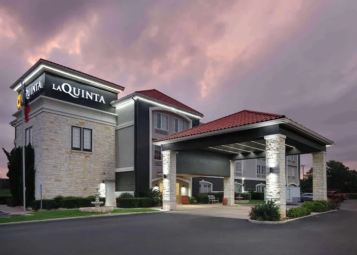 Hotel La Quinta By Wyndham Fredericksburg