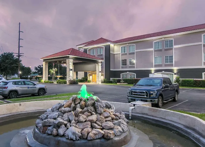 Hotel La Quinta By Wyndham Fredericksburg