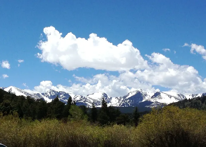 Swiftcurrent Lodge Estes Park