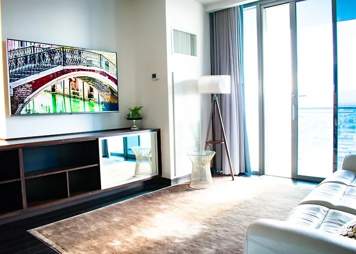 Palms Place Hotel Mountain View With Open Balcony Las Vegas