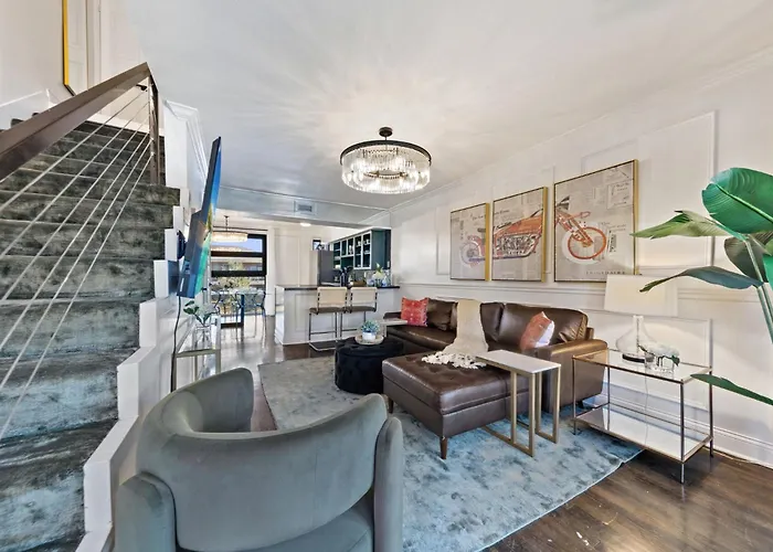 Airy Dallas 2-Story Loft Pool Wellness Retreat