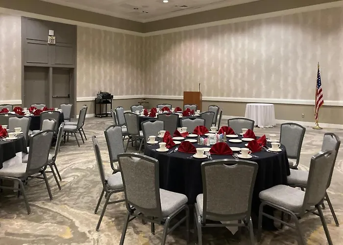 Hotel Doubletree By Hilton Tucson-Reid Park