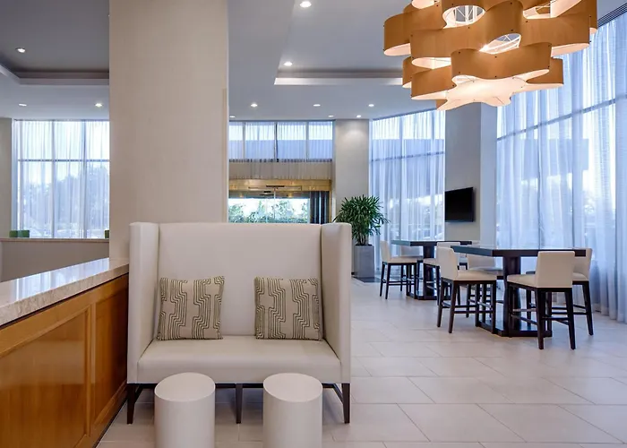 Doubletree By Hilton Hotel Houston Greenway Plaza