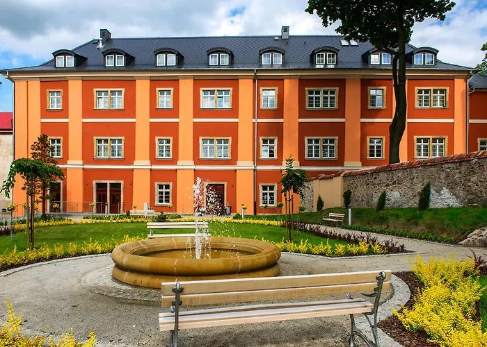Hotel Uzdrowisko Cieplice - Długi Dom Jelenia Góra