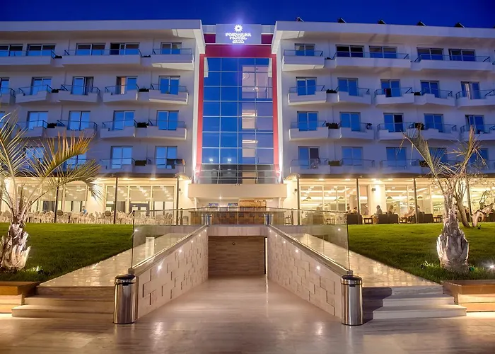 Premium Beach Hotel Golem 