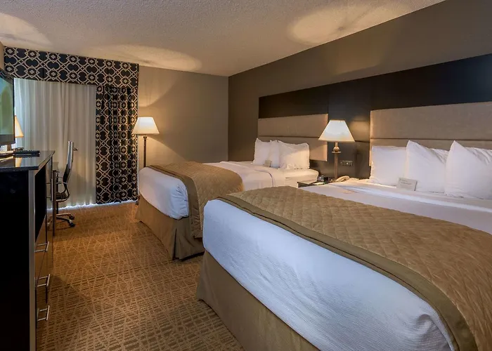 Hotel Ramada By Wyndham Boise