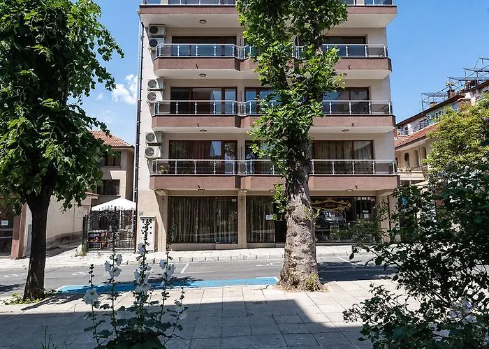 Guest House Saint Apostol Nesebyr